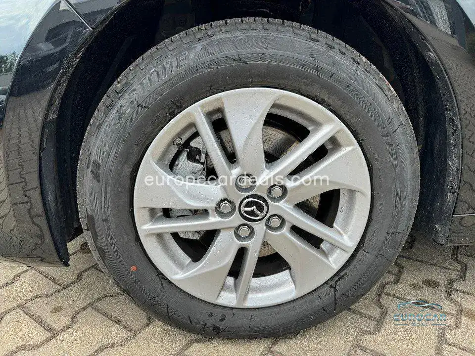 Mazda 2 Hybrid