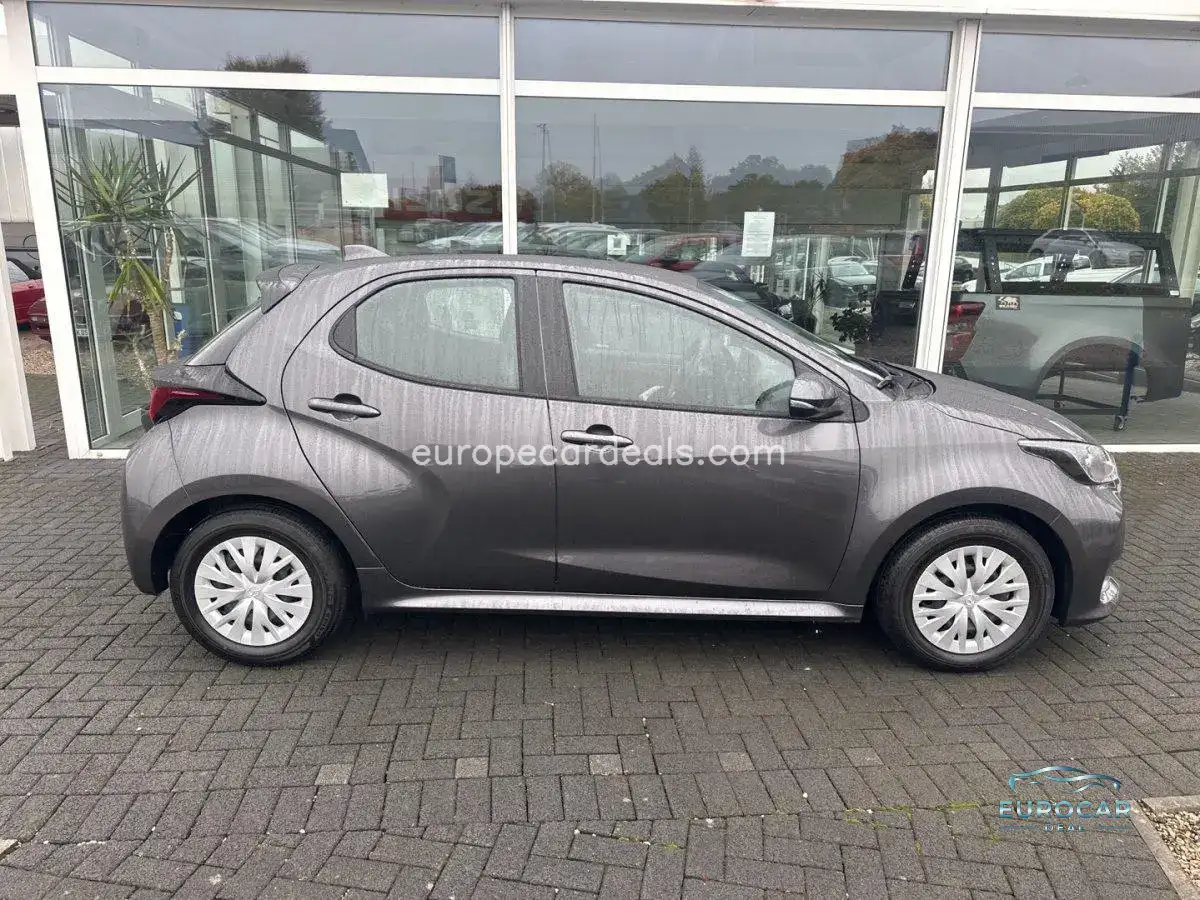 Mazda 2 Hybrid