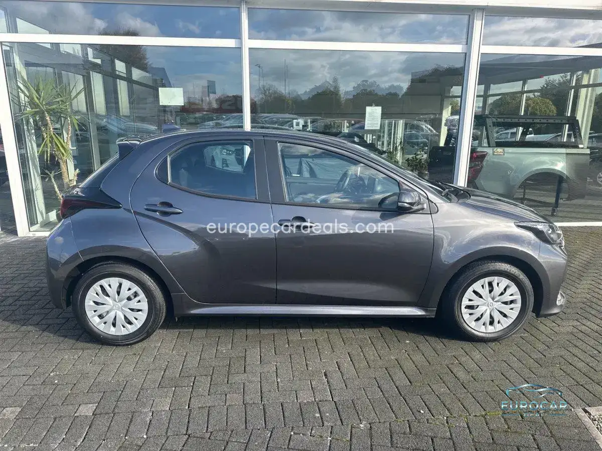 Mazda 2 Hybrid