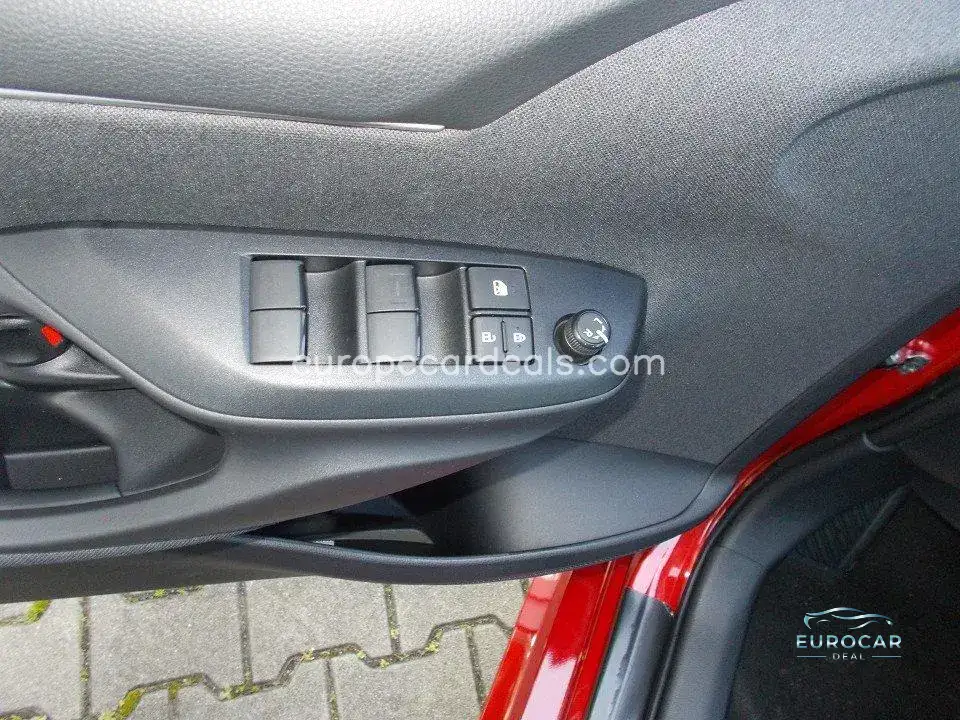 Mazda 2 Hybrid
