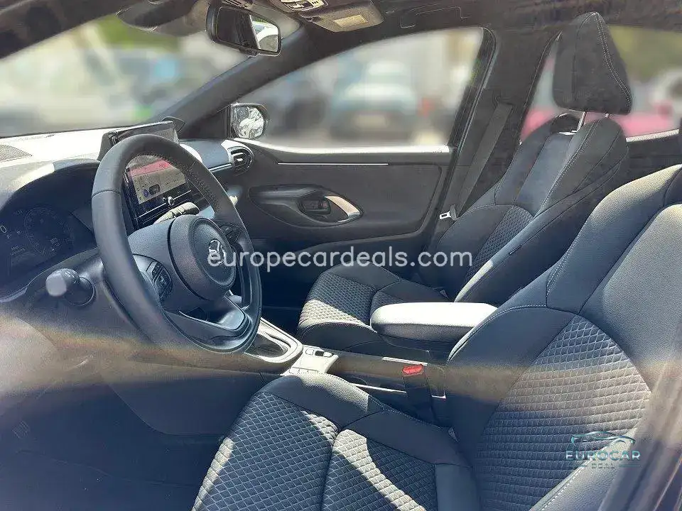 Mazda 2 Hybrid