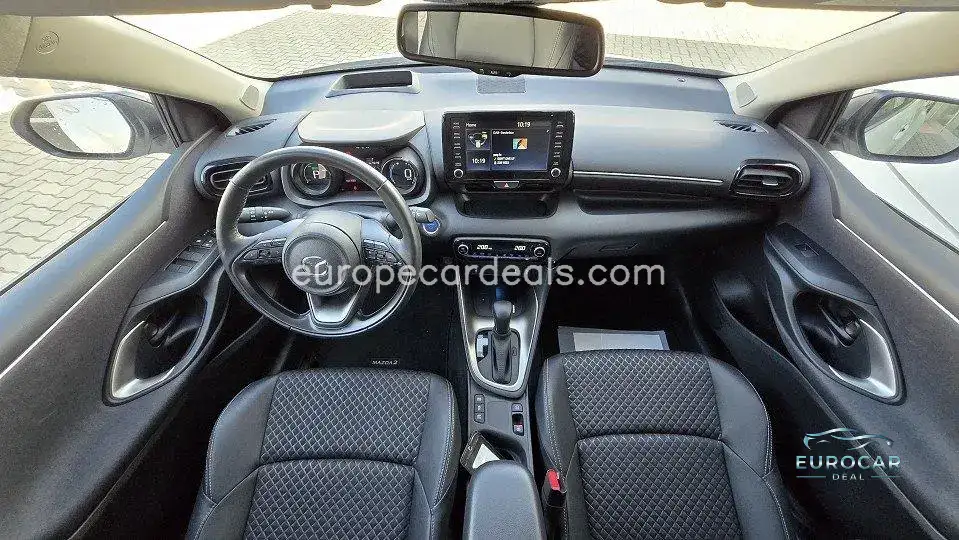 Mazda 2 Hybrid