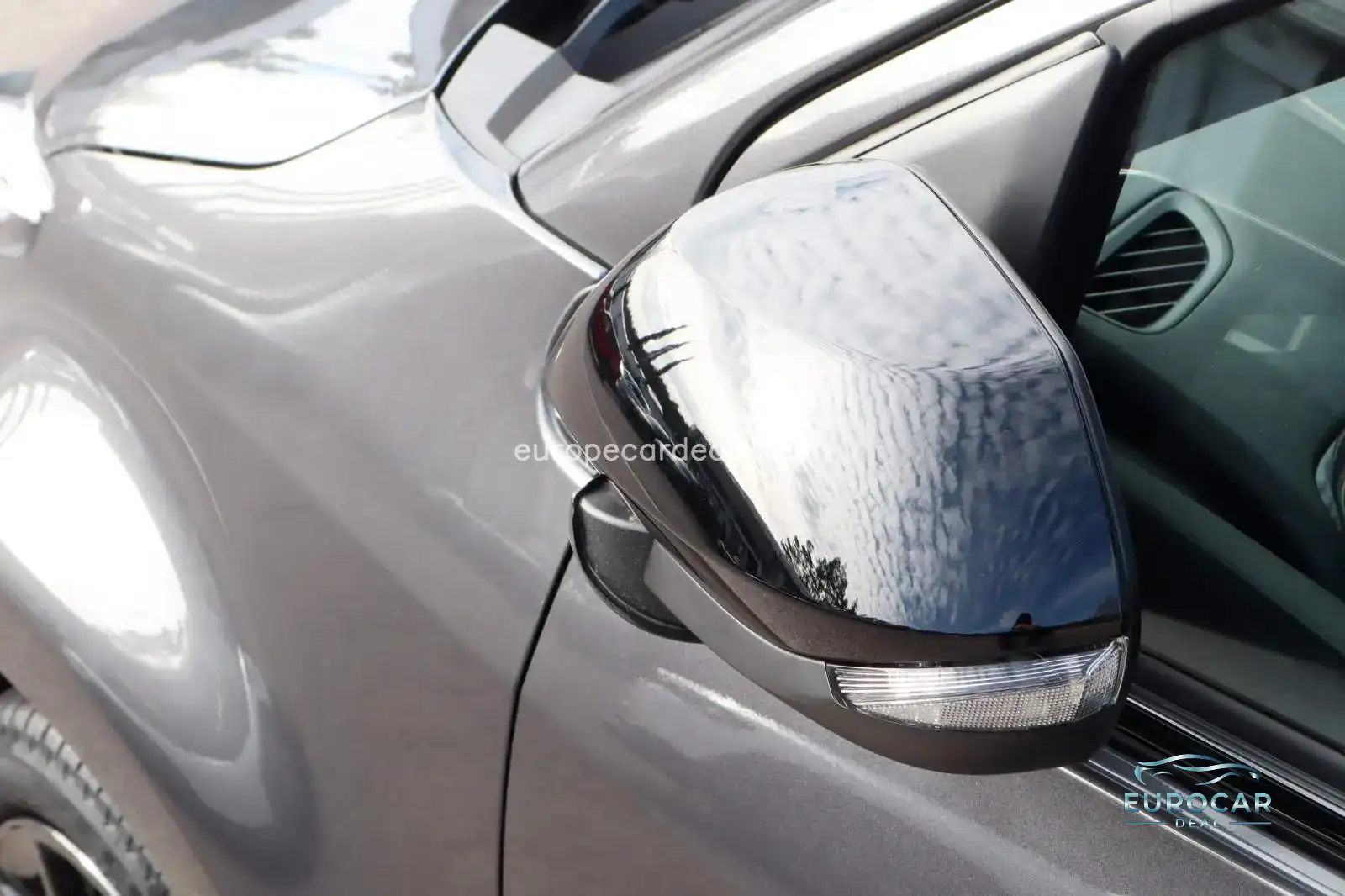Mazda 2 Hybrid