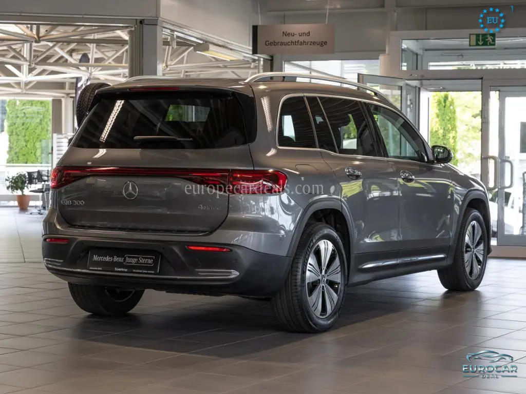 Mercedes-Benz EQB