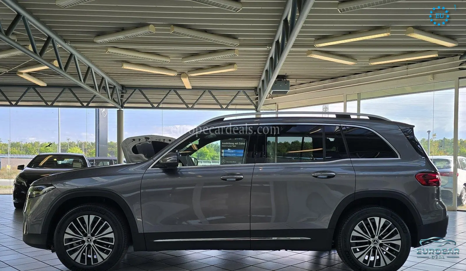 Mercedes-Benz EQB