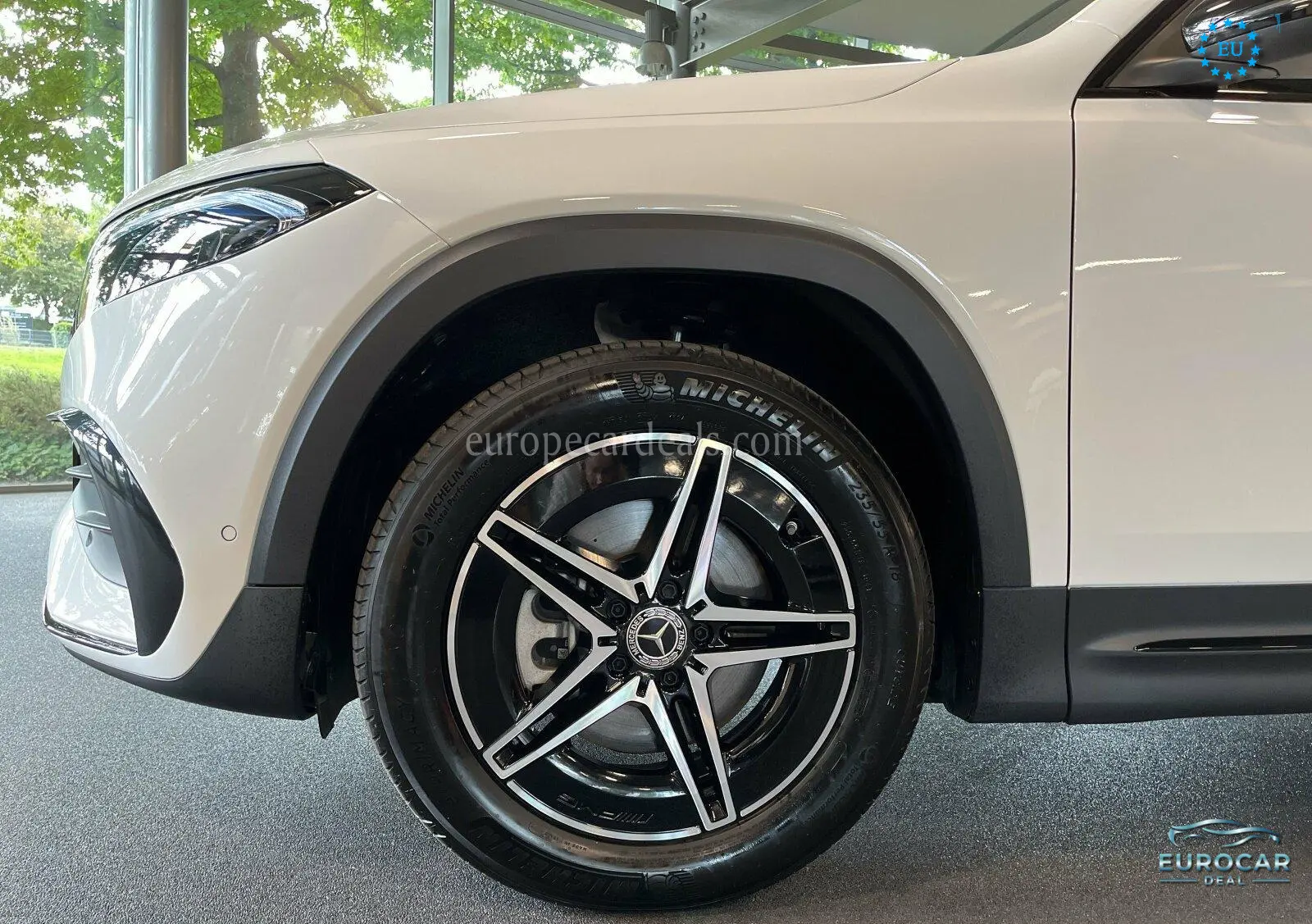 Mercedes-Benz EQB