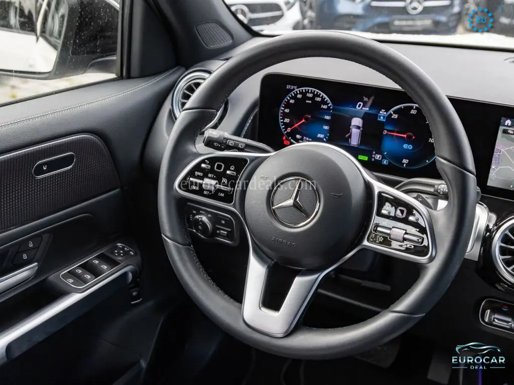 Mercedes-Benz EQB