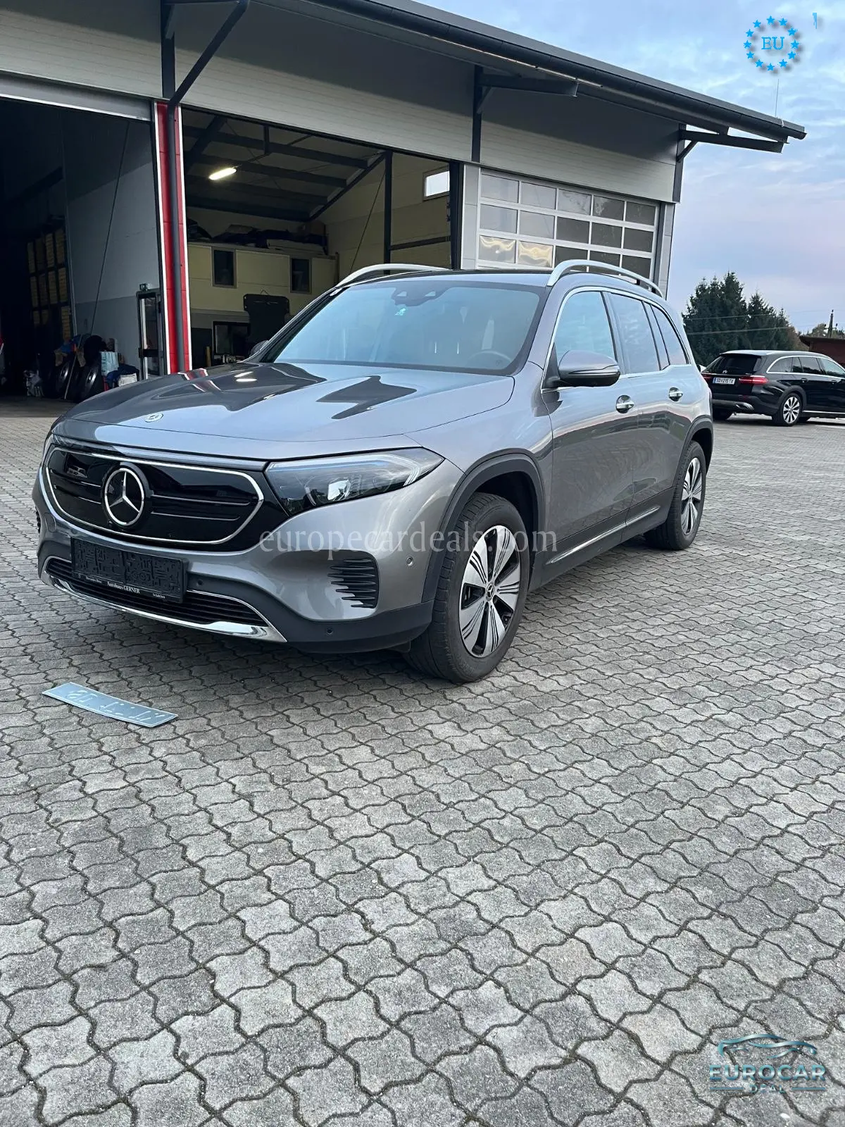 Mercedes-Benz EQB