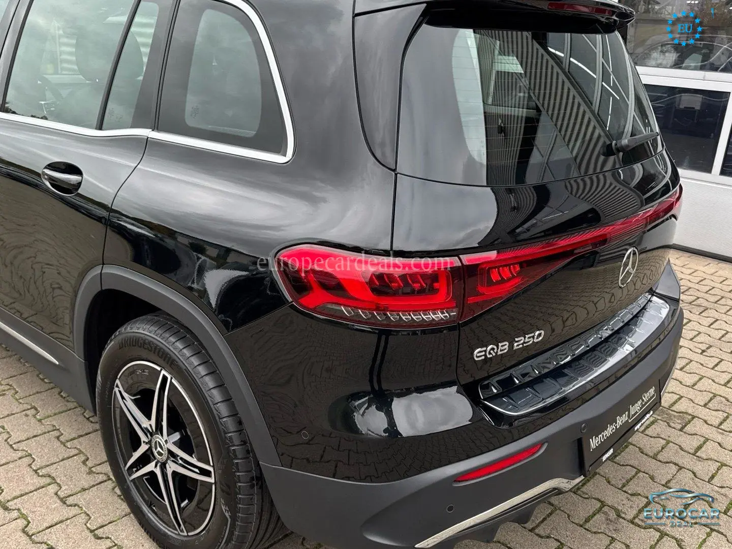 Mercedes-Benz EQB