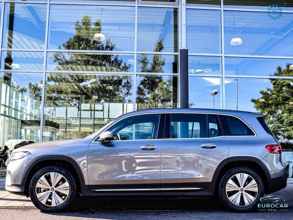 Mercedes-Benz EQB
