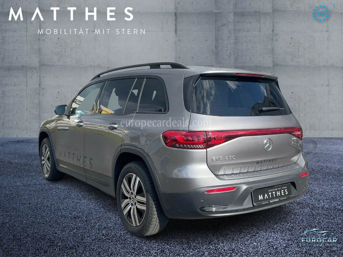 Mercedes-Benz EQB
