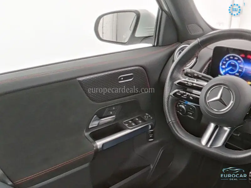 Mercedes-Benz EQB