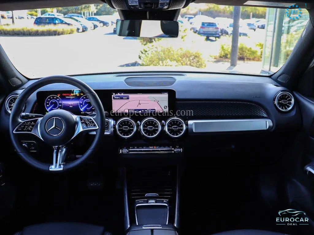 Mercedes-Benz EQB