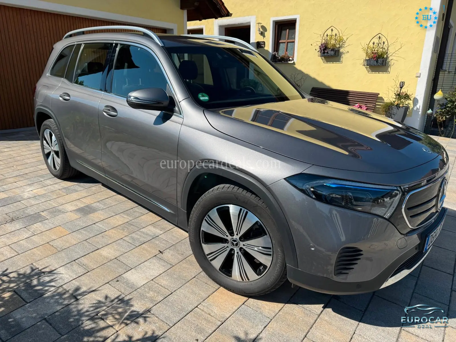 Mercedes-Benz EQB