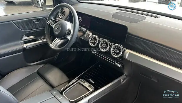 Mercedes-Benz EQB