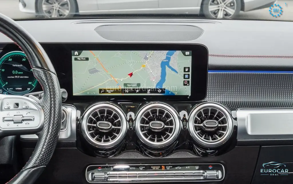 Mercedes-Benz EQB