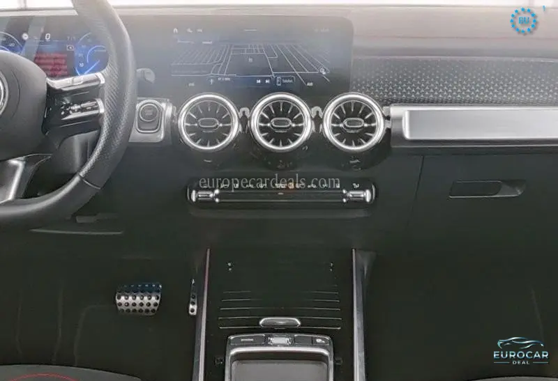 Mercedes-Benz EQB