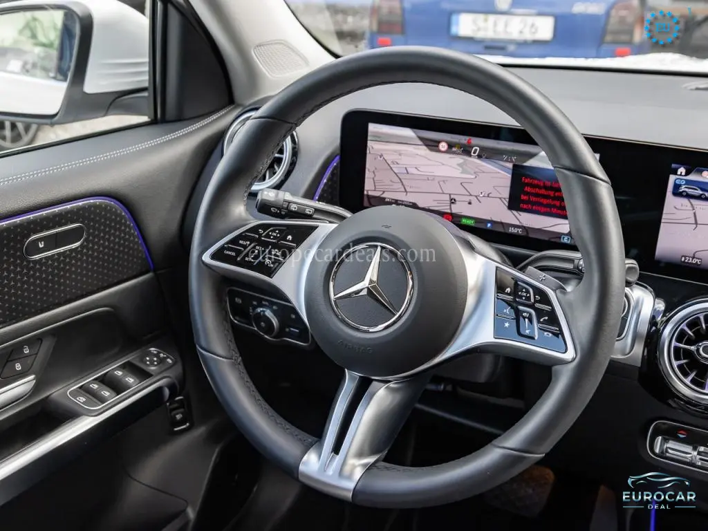 Mercedes-Benz EQB