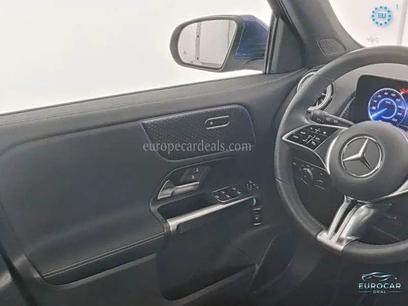 Mercedes-Benz EQB