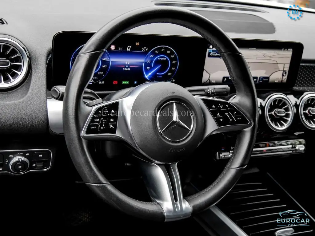 Mercedes-Benz EQB