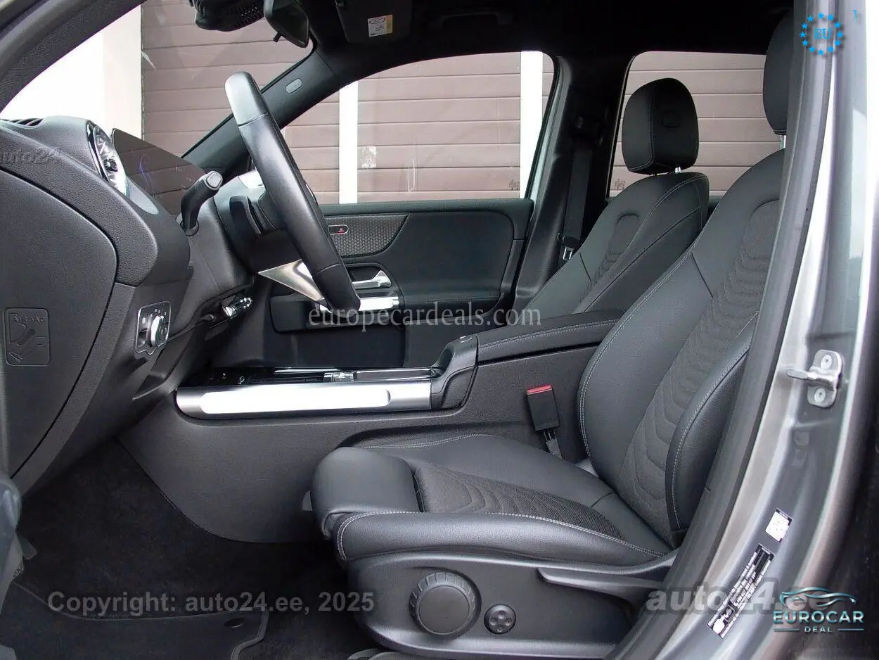 Mercedes-Benz EQB