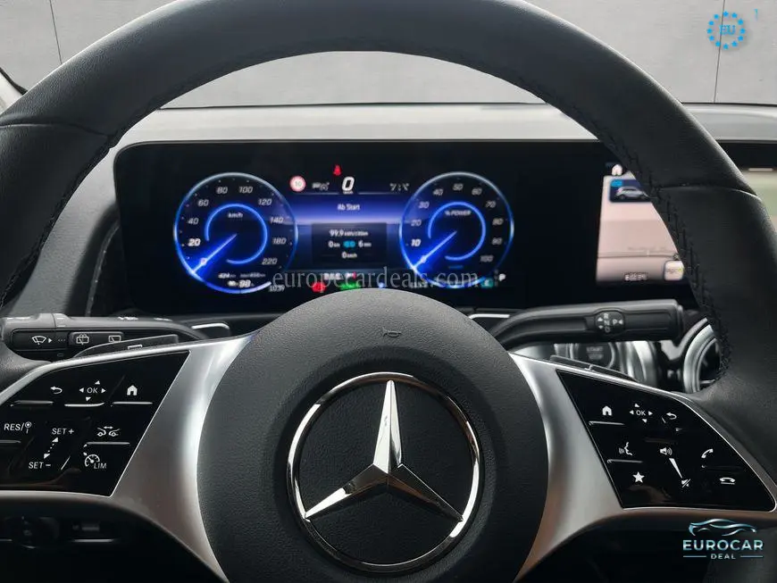 Mercedes-Benz EQB