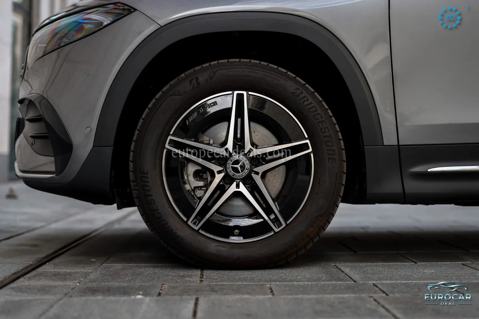 Mercedes-Benz EQB
