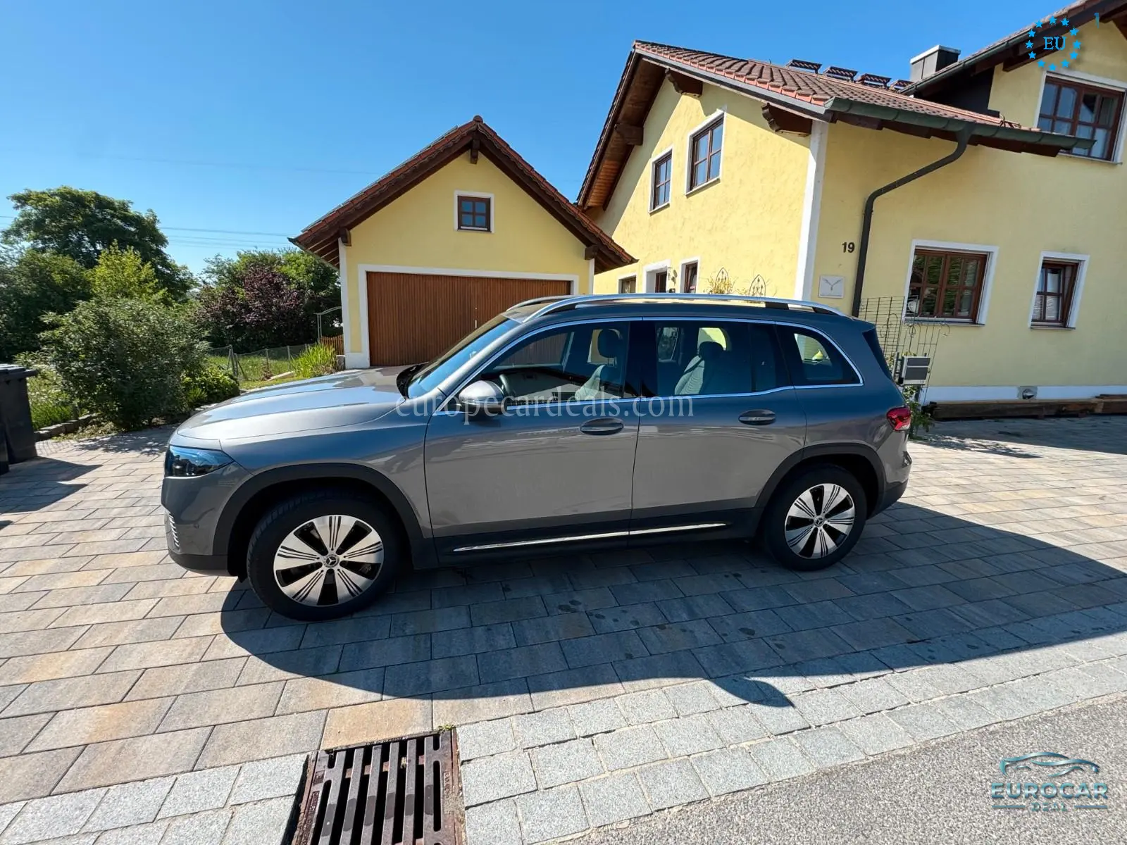 Mercedes-Benz EQB