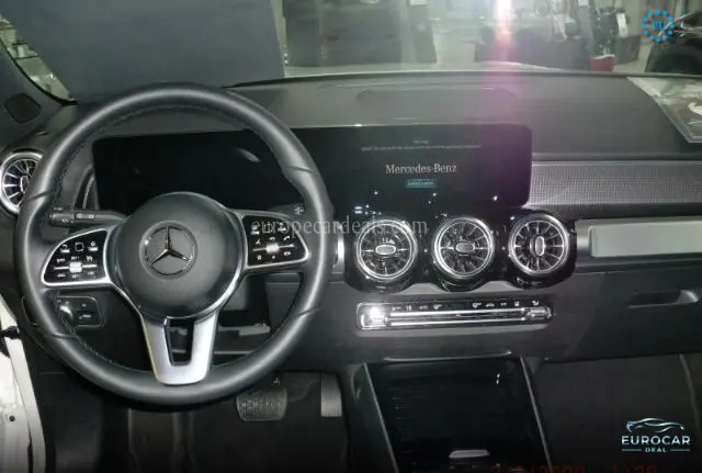 Mercedes-Benz EQB