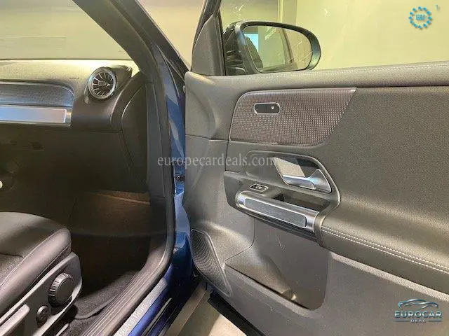 Mercedes-Benz EQB