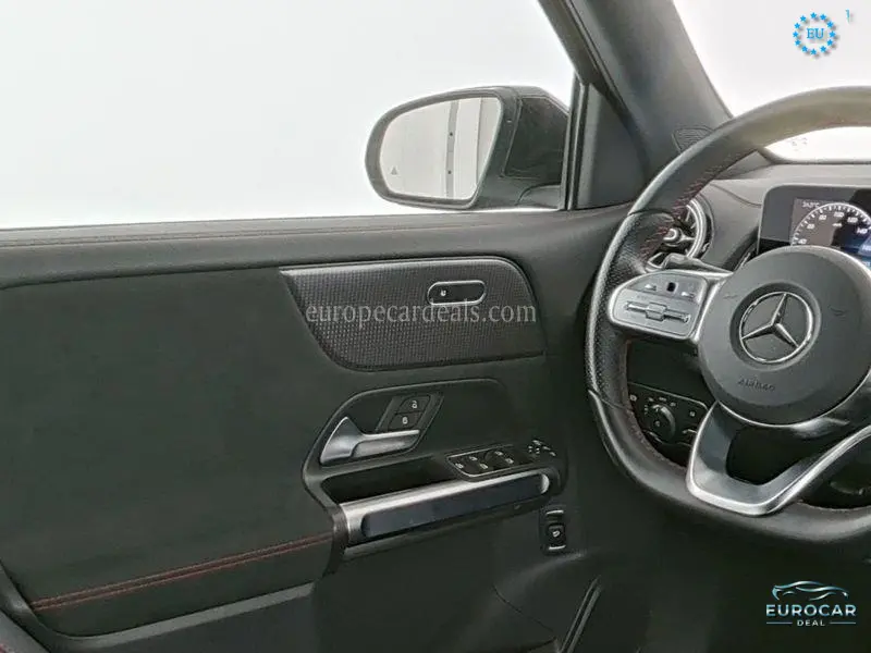 Mercedes-Benz EQB