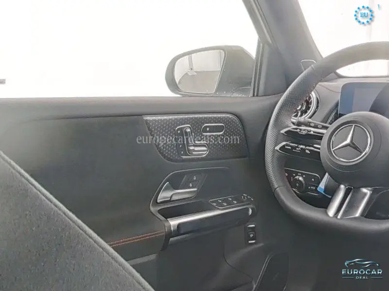 Mercedes-Benz EQB