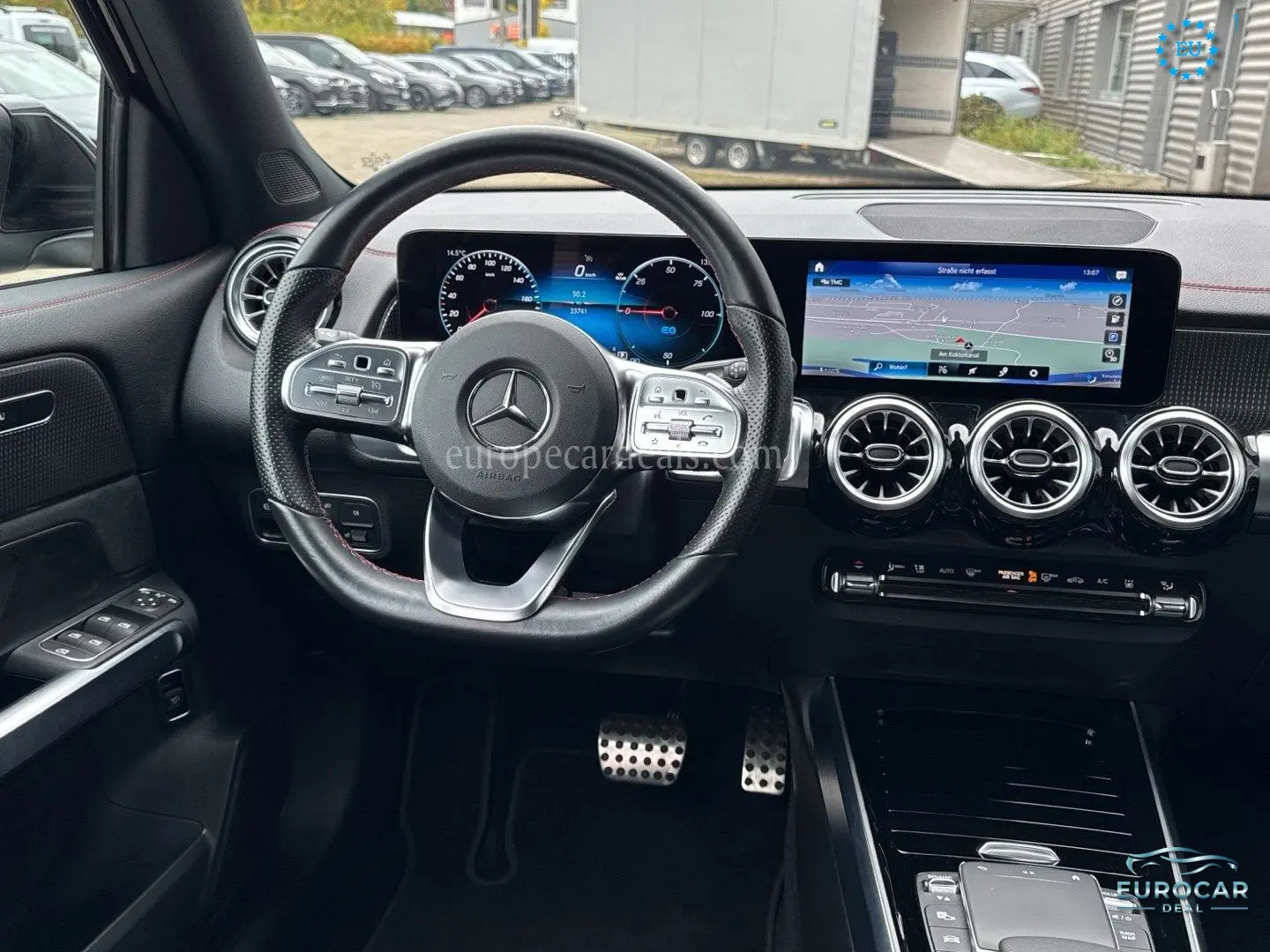 Mercedes-Benz EQB