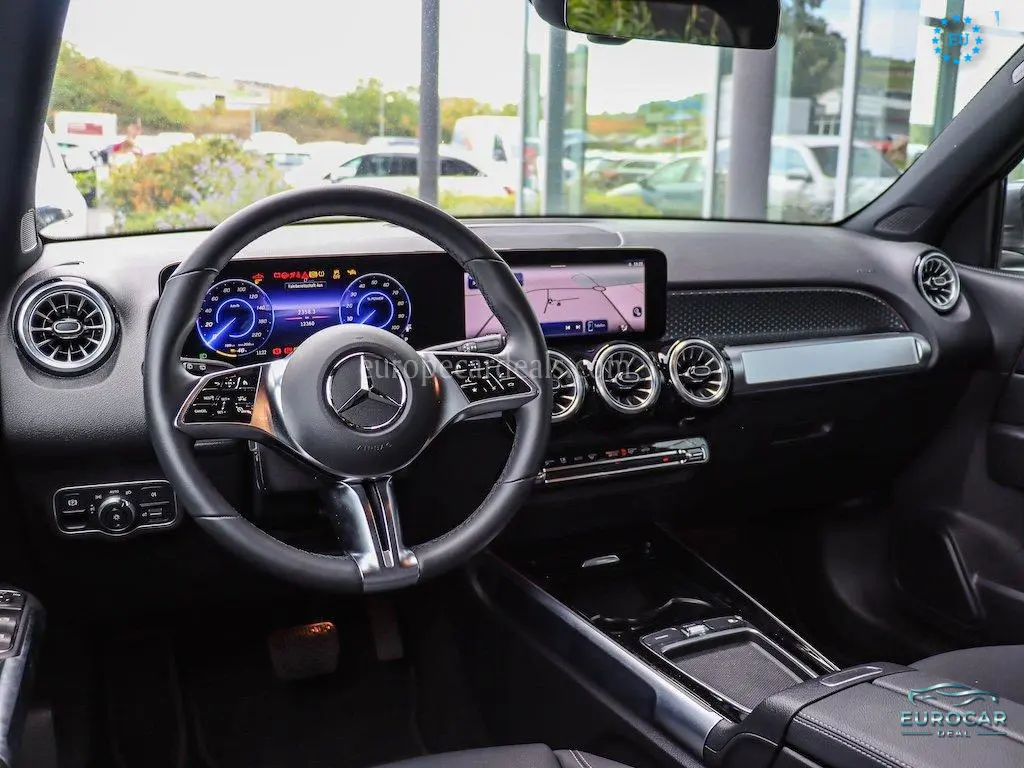 Mercedes-Benz EQB