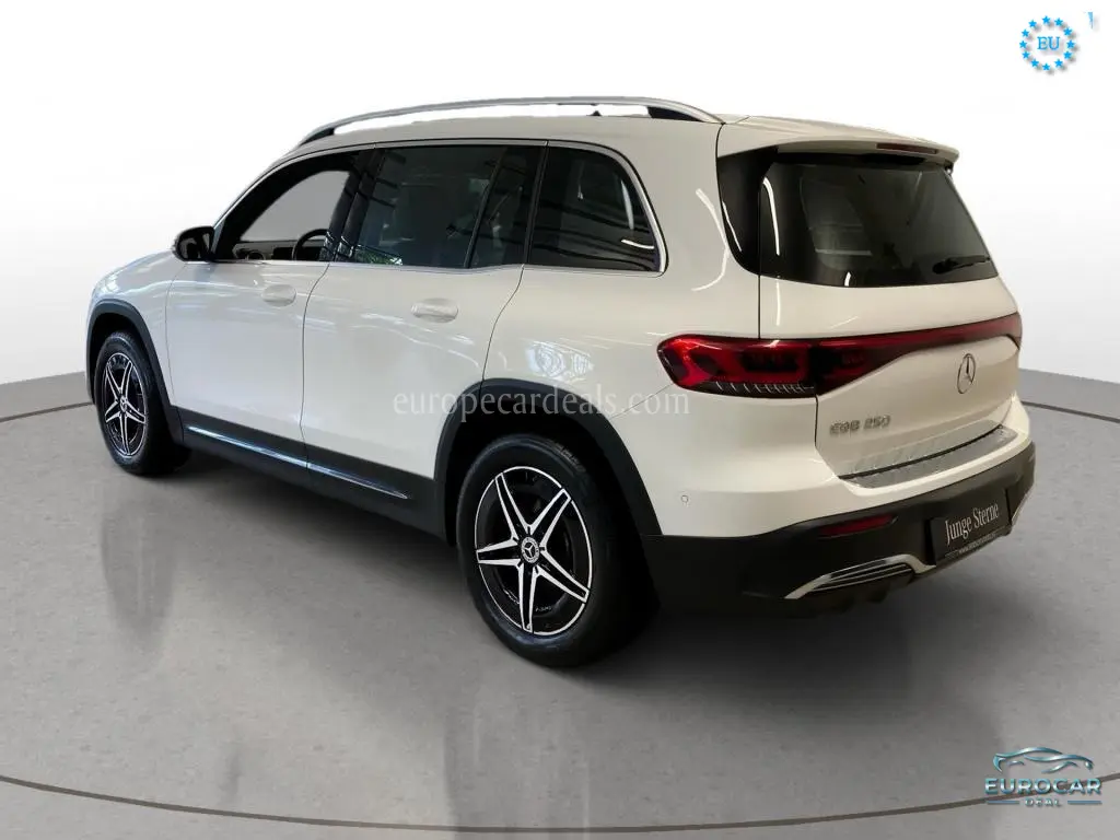 Mercedes-Benz EQB