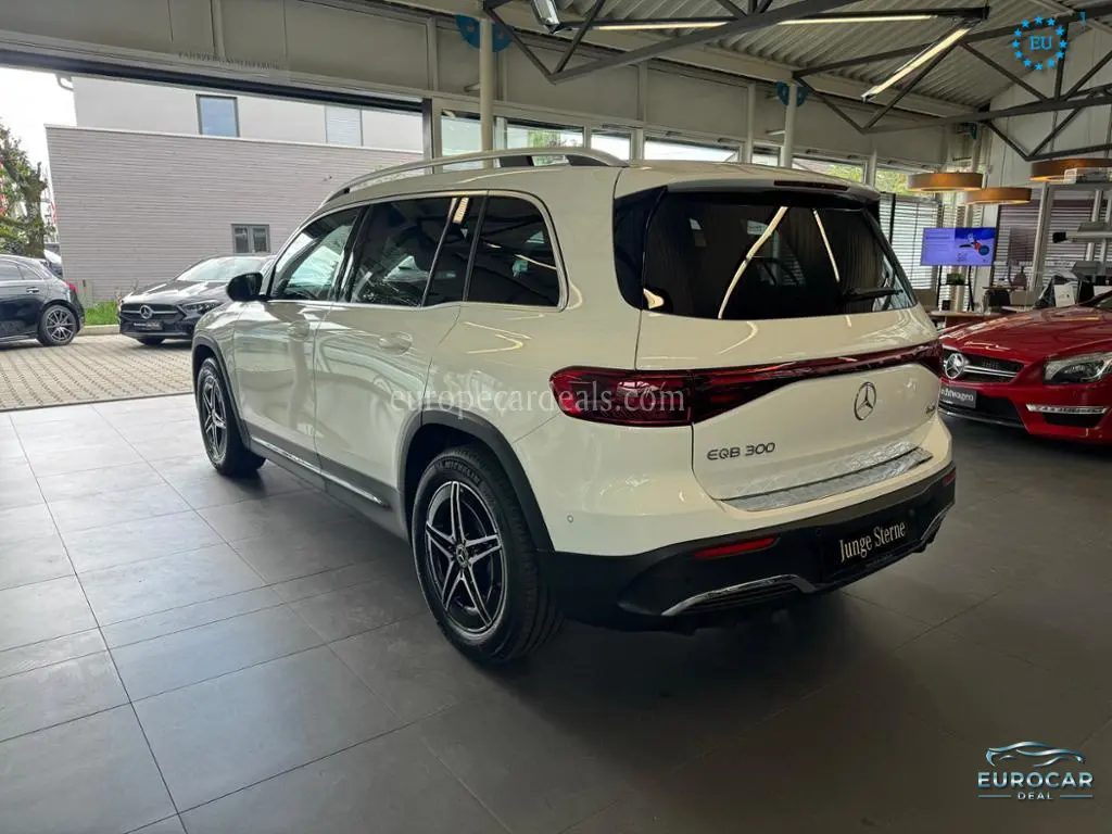 Mercedes-Benz EQB