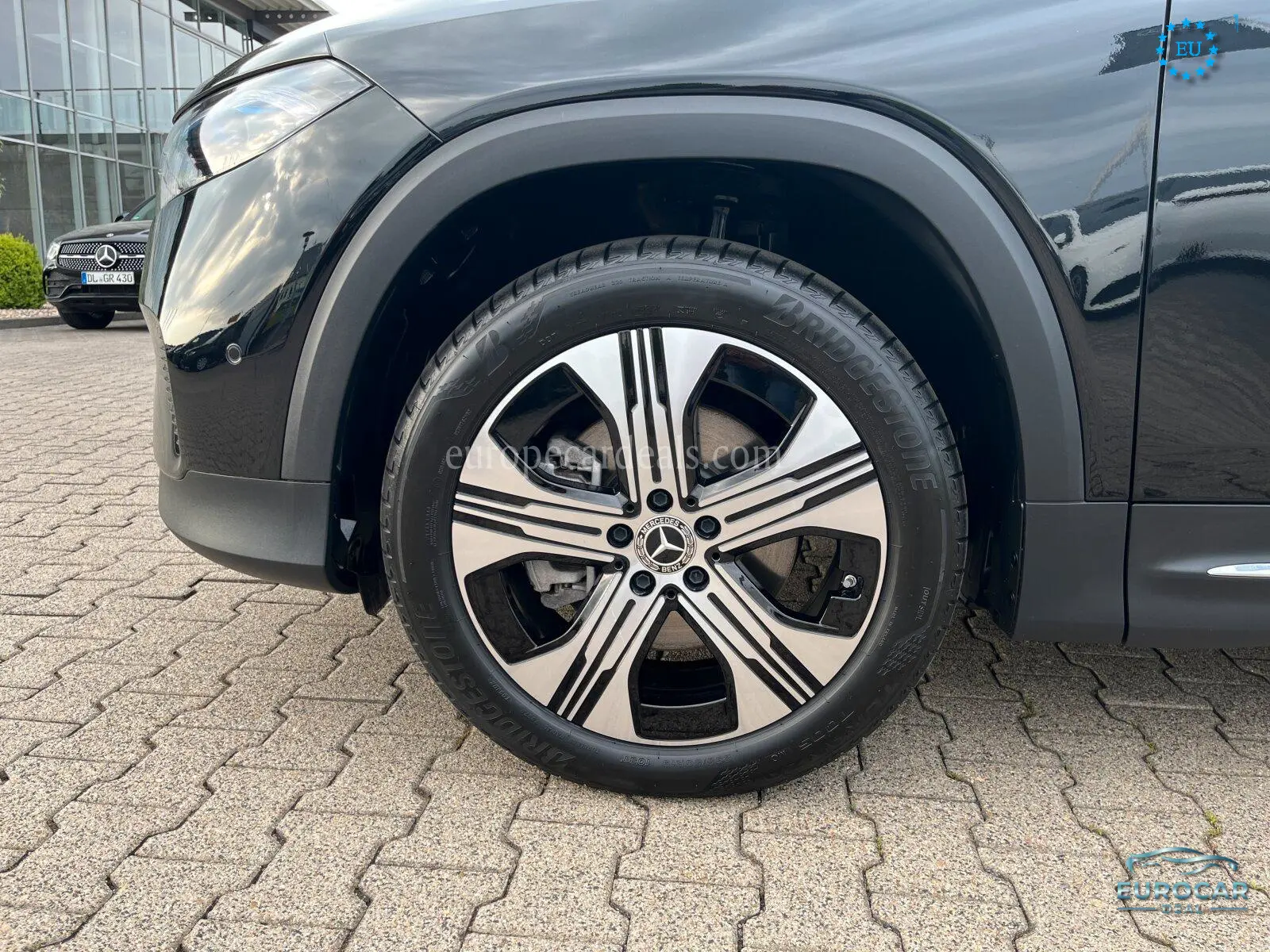 Mercedes-Benz EQB