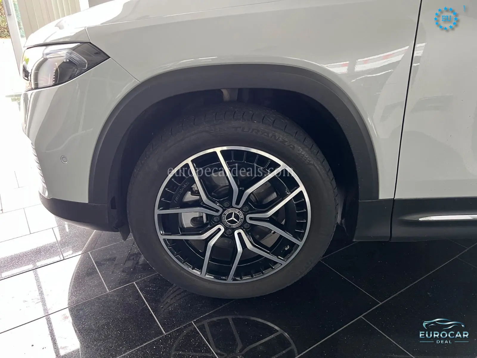 Mercedes-Benz EQB