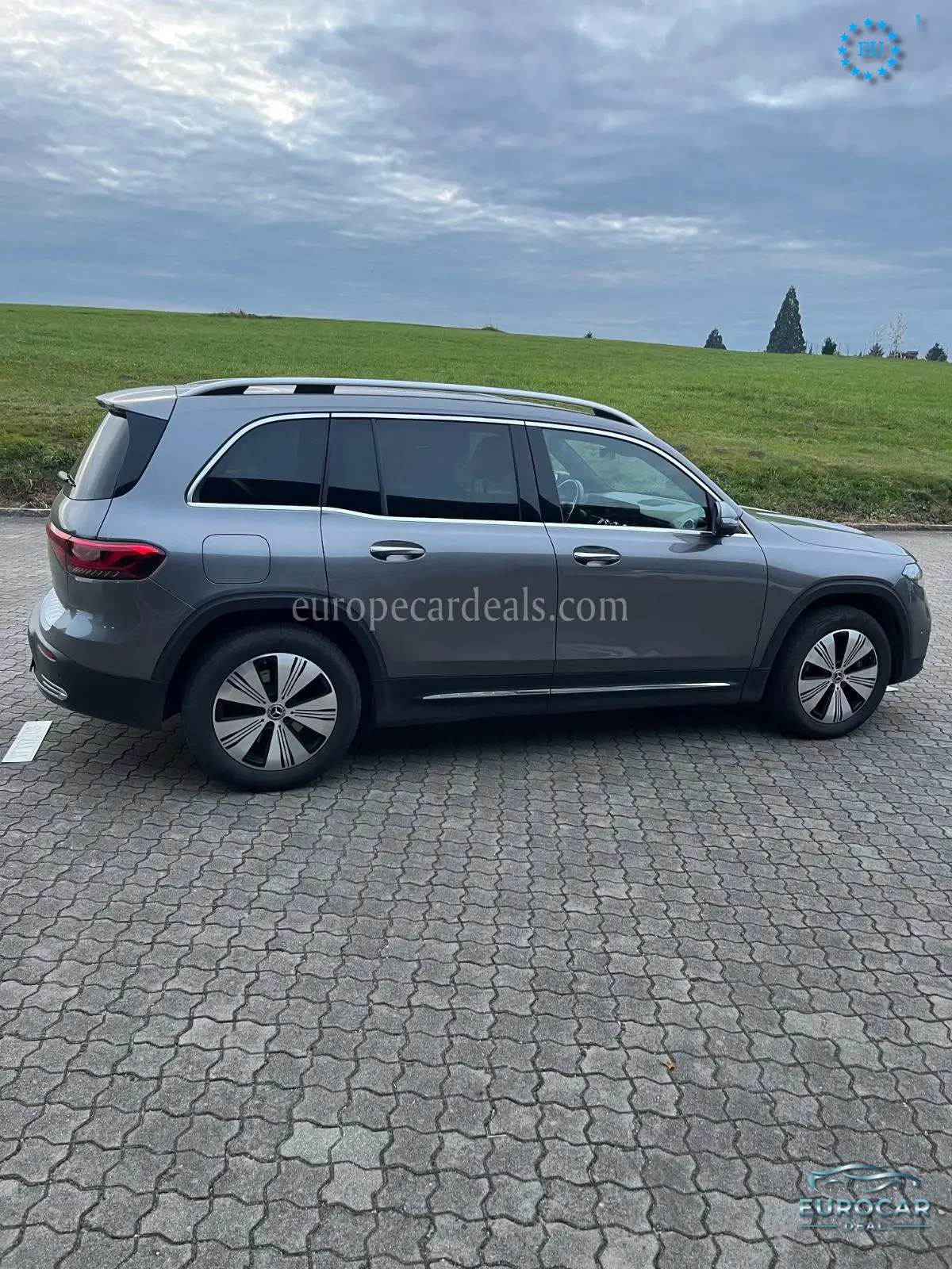 Mercedes-Benz EQB