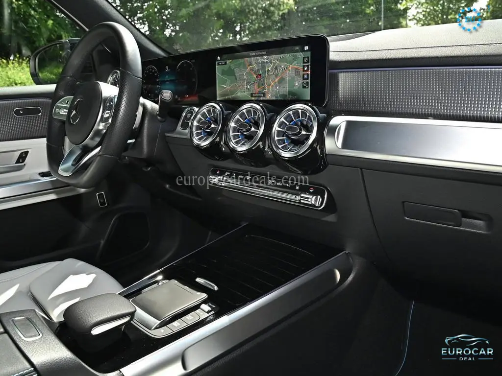 Mercedes-Benz EQB