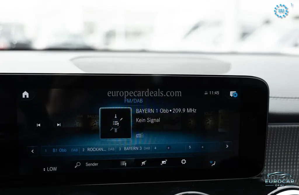Mercedes-Benz EQB