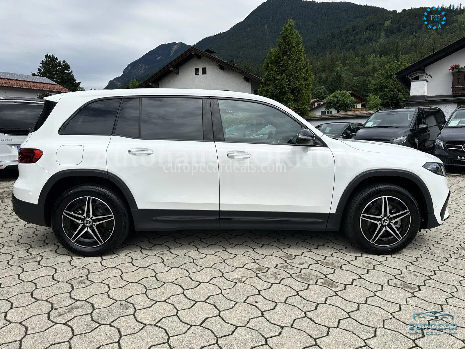 Mercedes-Benz EQB