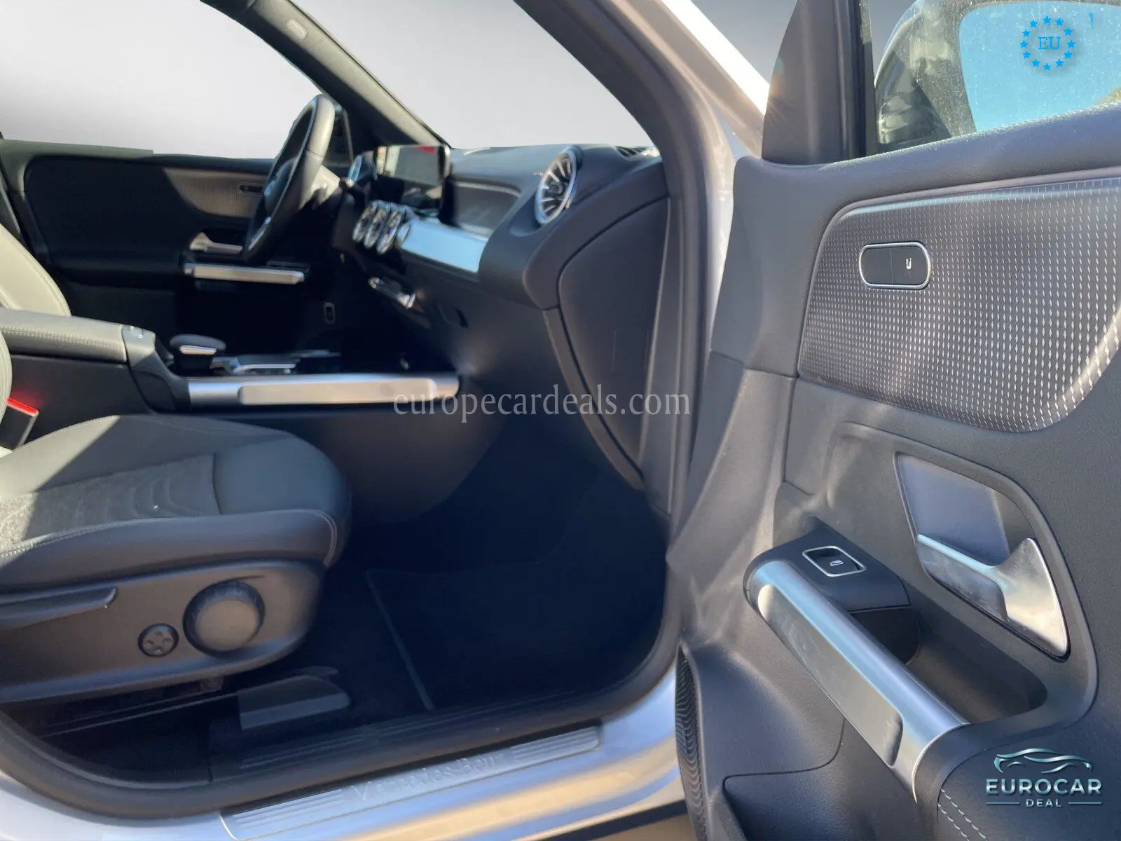 Mercedes-Benz EQB