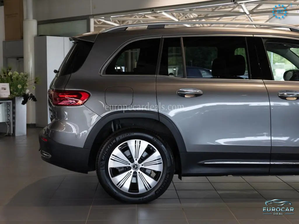 Mercedes-Benz EQB