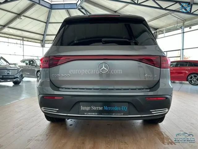 Mercedes-Benz EQB