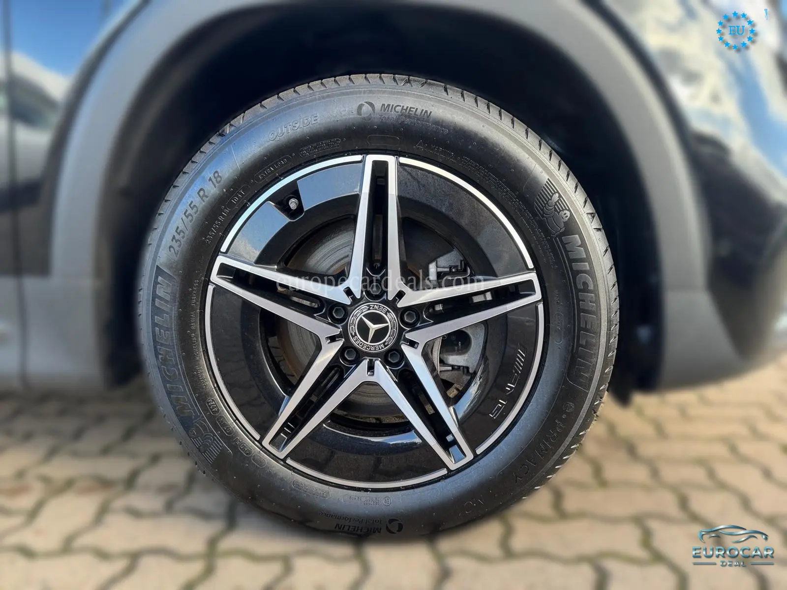 Mercedes-Benz EQB