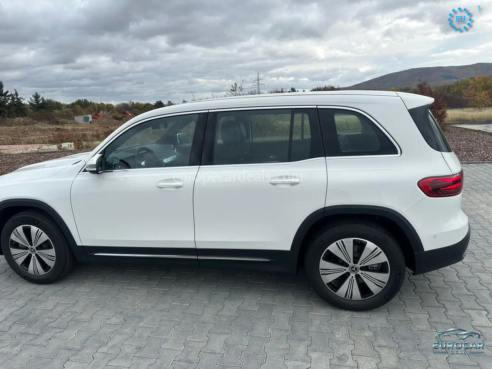 Mercedes-Benz EQB