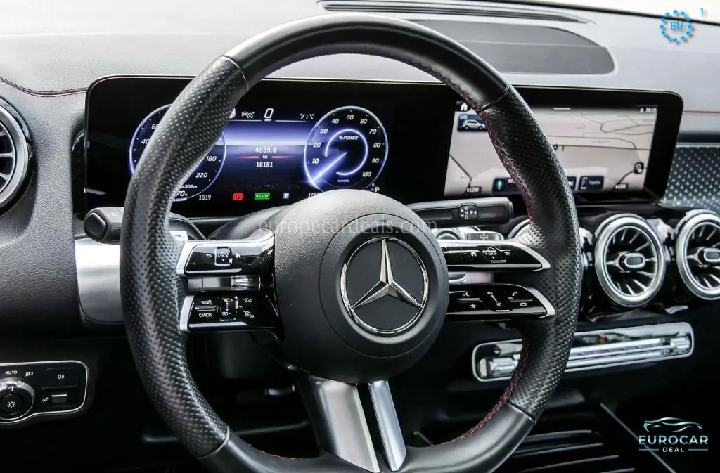 Mercedes-Benz EQB