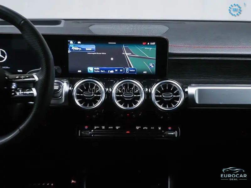 Mercedes-Benz EQB
