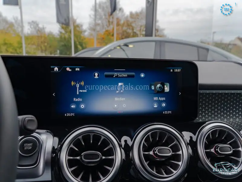 Mercedes-Benz EQB